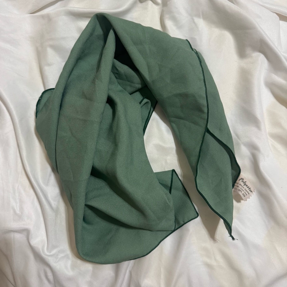 Vintage Forest Green Scarf